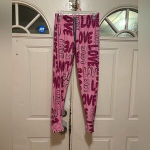 Stylish Pink Love Print Leggings
